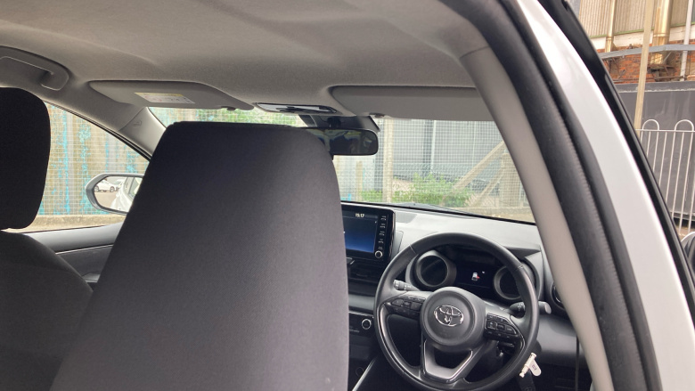 Toyota Yaris 1.5 Hybrid Design 5dr CVT Hybrid Hatchback